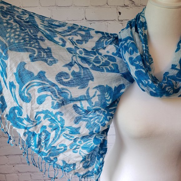 Lightweight Scarf - Picture 7 of 14